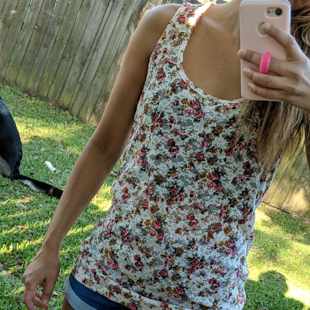 White lace floral tank top